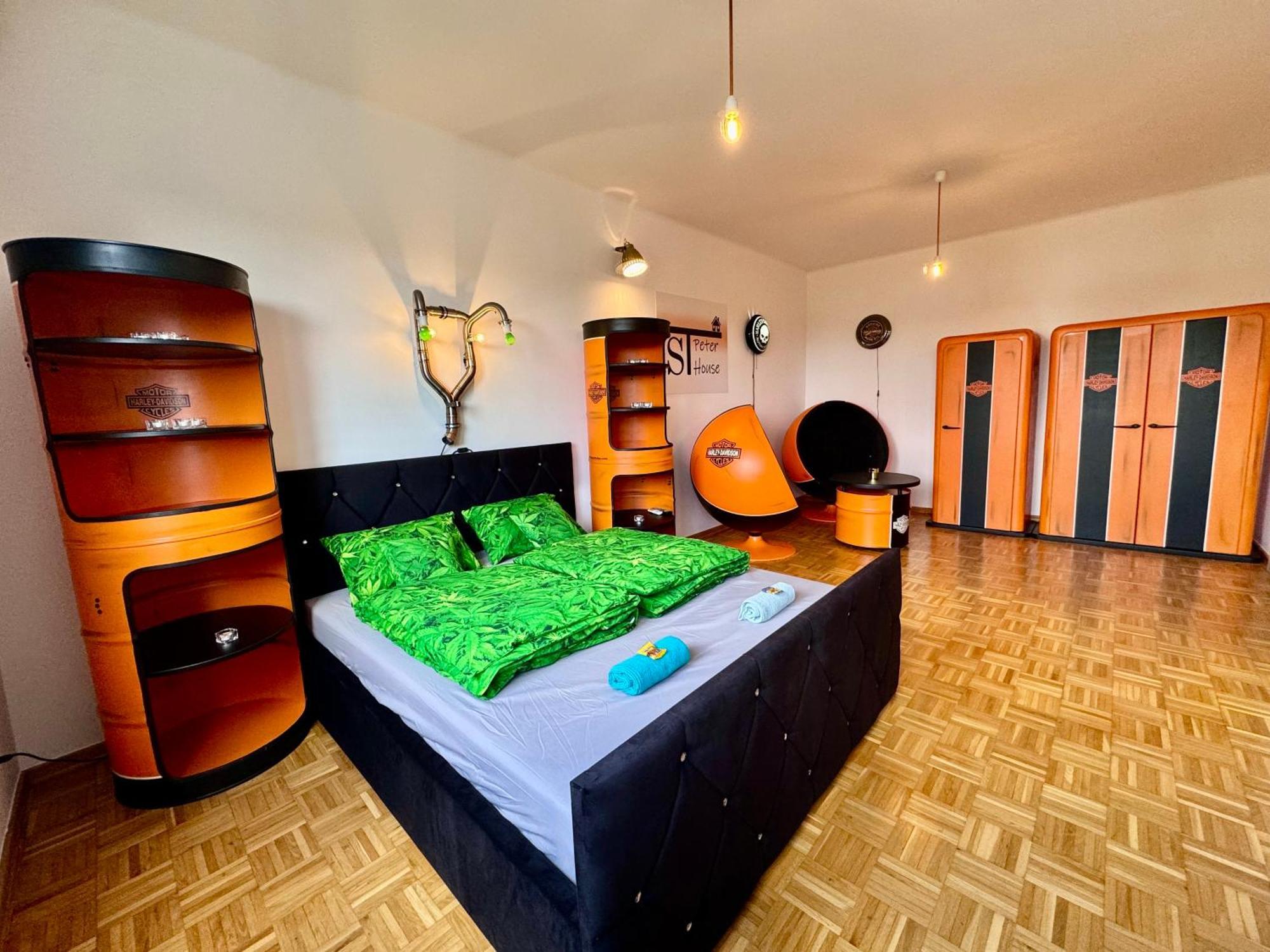 Ferienwohnung St Peter House Miskolc Exterior foto